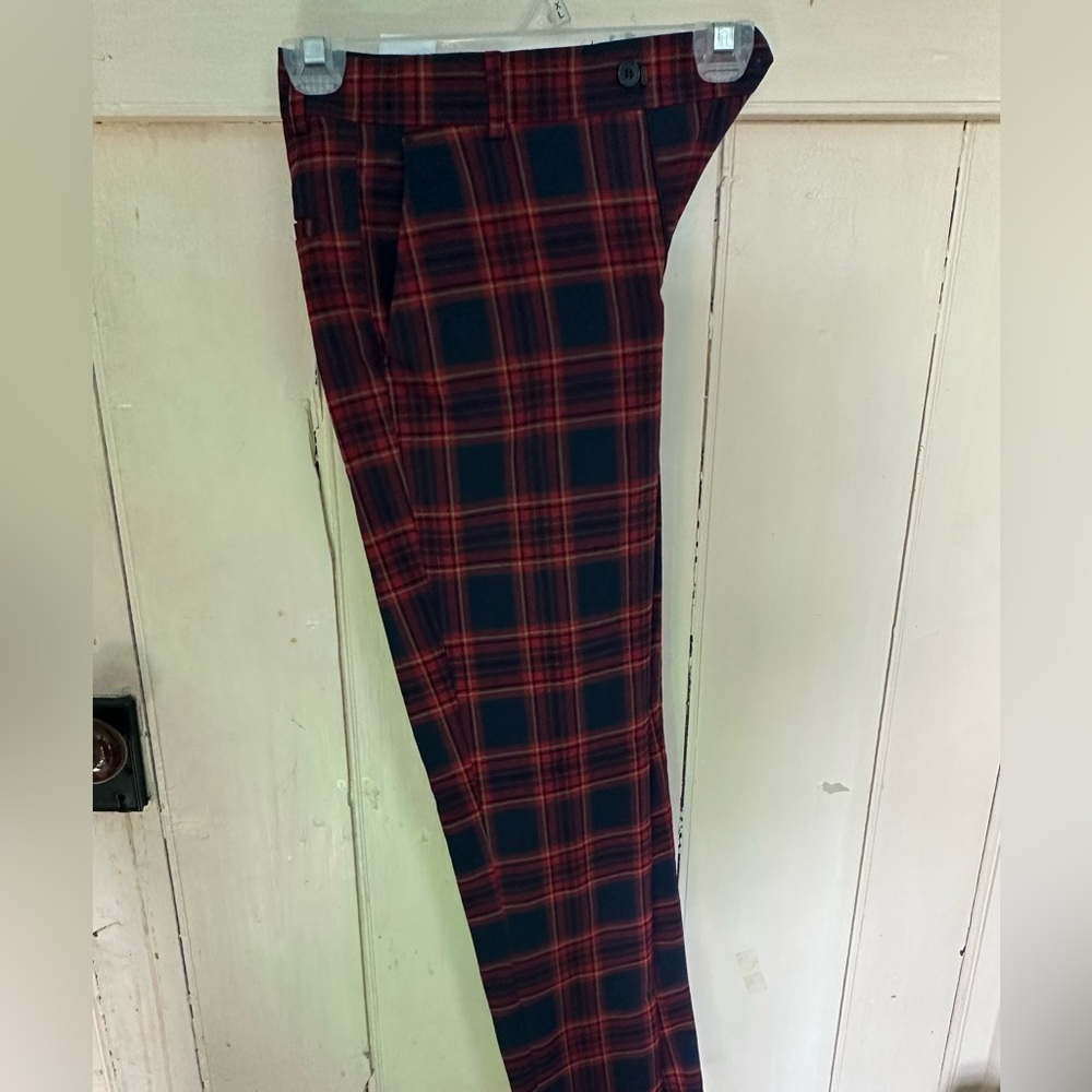Men’s plaid dress pants